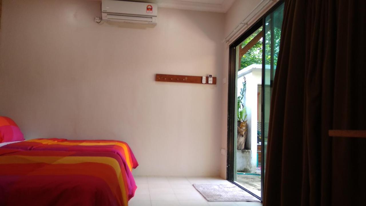 Naura Roomstay Kuala Tahan Exterior photo