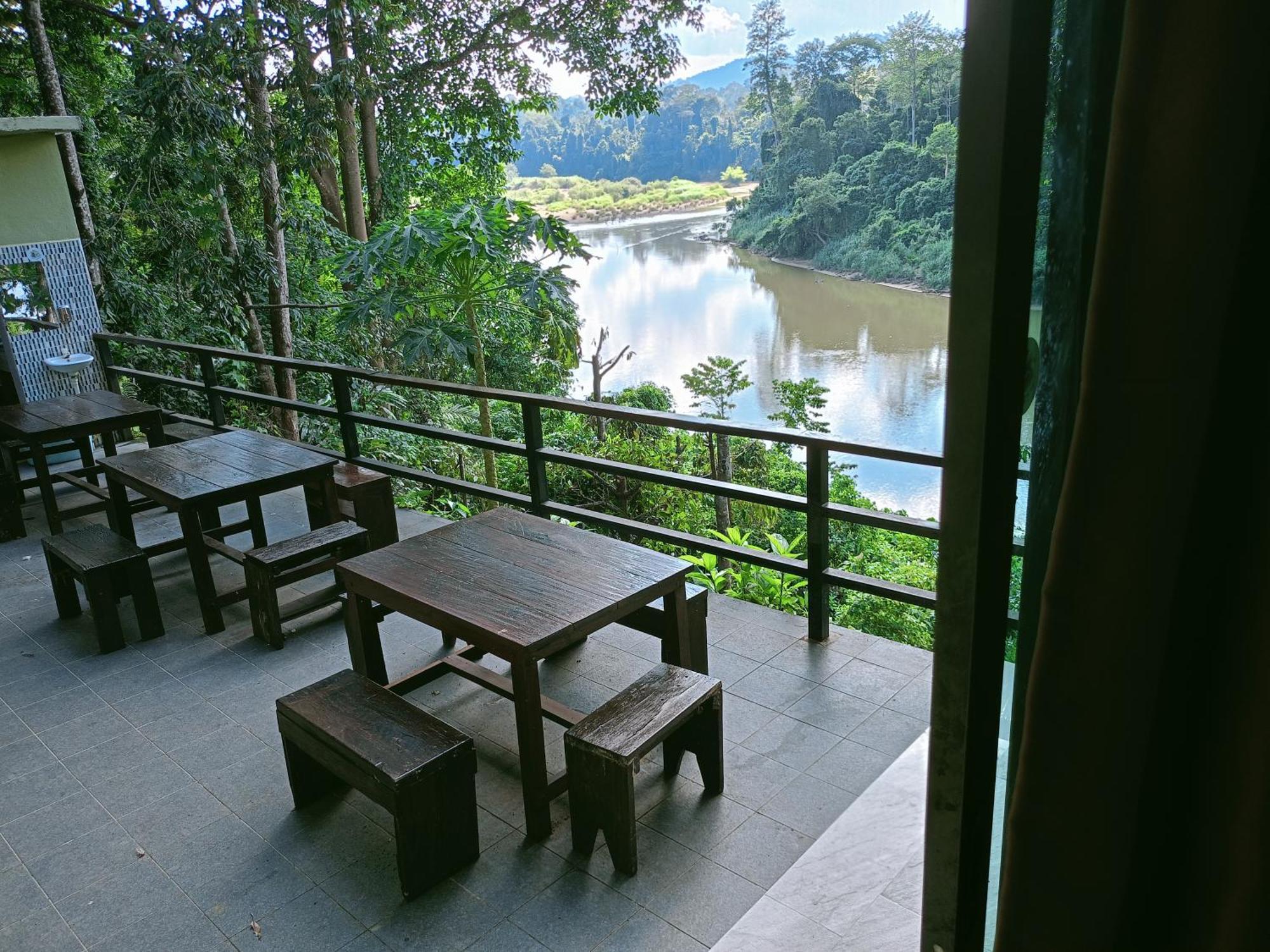 Naura Roomstay Kuala Tahan Exterior photo